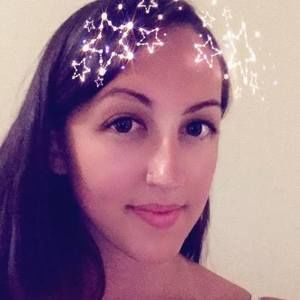 Meet your Posher, Caitlin